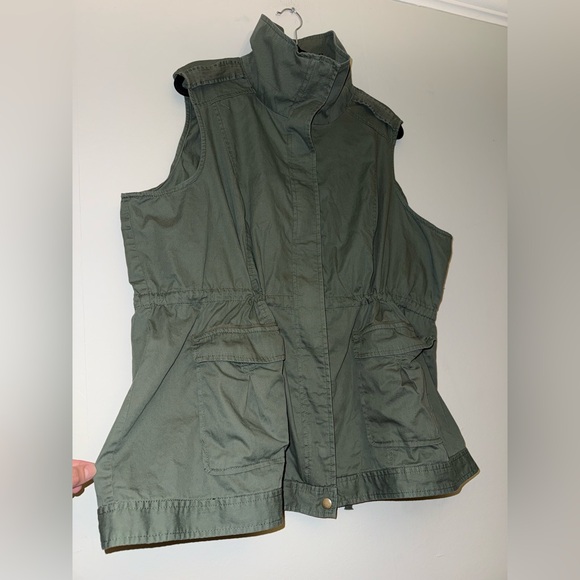 ST JOHN’S BAY women’s vest plus size 2X ✨ - Picture 3 of 10